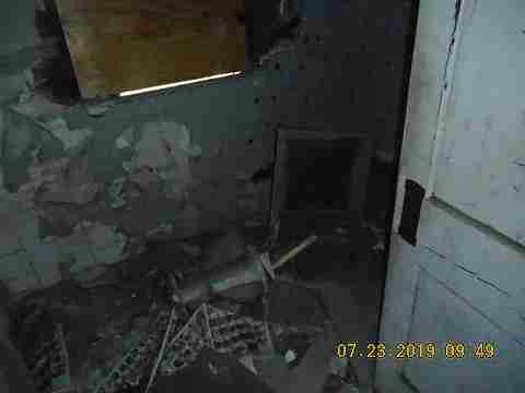 4400 St Clair (20)_m.jpg